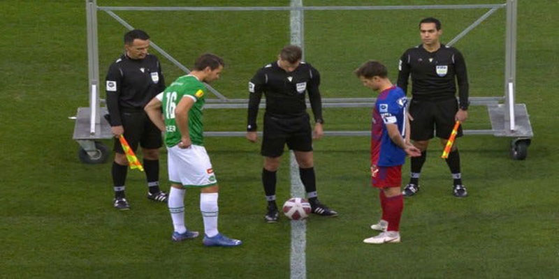 Tìm hiểu về trọng tài bắt chính